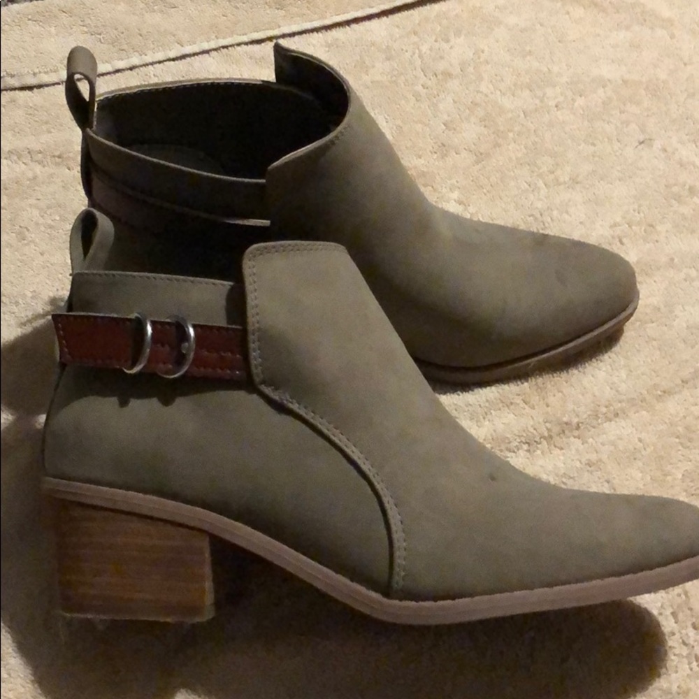 Women’s Booties